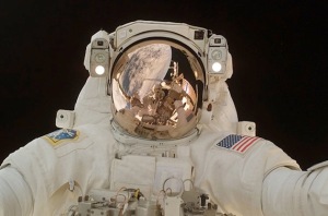 spacewalk2-thumb-570x377-127306